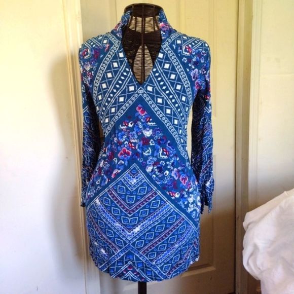 Express cobalt blue floral print key hole long sleeve dress size S - Picture 6 of 8
